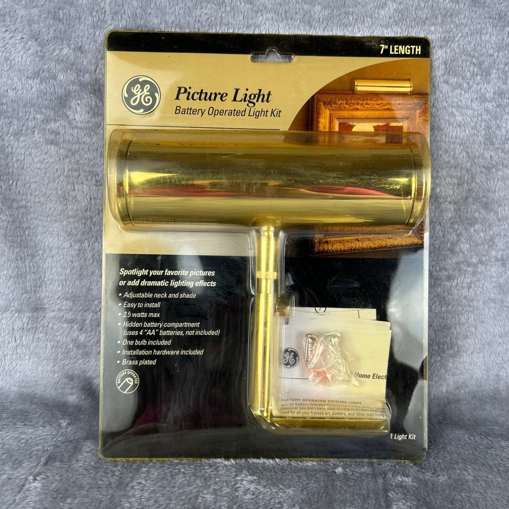 GE Picture Light Battery Operated Light Kit Brass Plated 7 Inch 15929